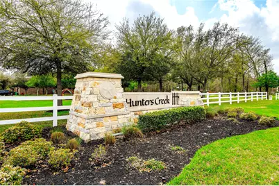 6526 Hunters Creek Lane, Baytown, TX 77521 - Photo 4