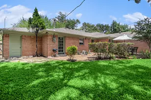 12847 Memorial Dr, Houston, TX 77024 - Photo 26