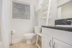 12847 Memorial Dr, Houston, TX 77024 - Photo 22