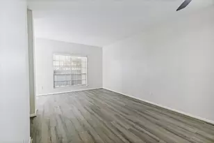 2626 Holly Hall St, Houston, TX 77054 - Photo 4