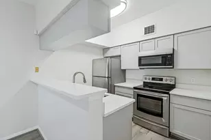 2626 Holly Hall St, Houston, TX 77054 - Photo 6