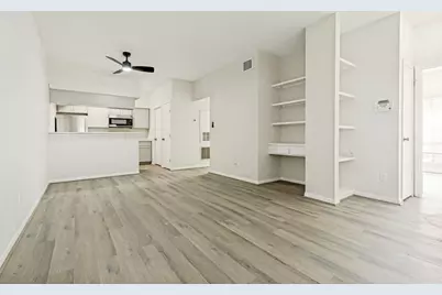 2626 Holly Hall Street #605, Houston, TX 77054 - Photo 2