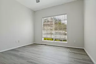 2626 Holly Hall St, Houston, TX 77054 - Photo 12