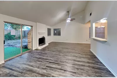 9207 Prairie Trails Drive, Spring, TX 77379 - Photo 4