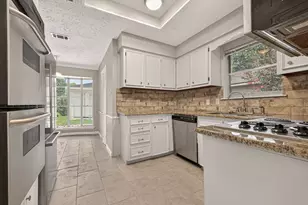 1519 Hitherfield Dr, Sugar Land, TX 77498 - Photo 26