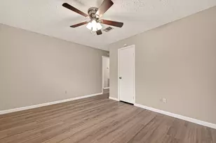 1519 Hitherfield Dr, Sugar Land, TX 77498 - Photo 30