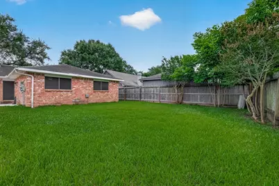 1519 Hitherfield Drive, Sugar Land, TX 77498 - Photo 18
