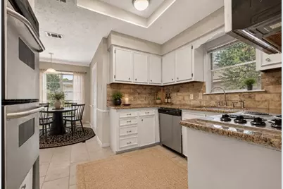 1519 Hitherfield Drive, Sugar Land, TX 77498 - Photo 12