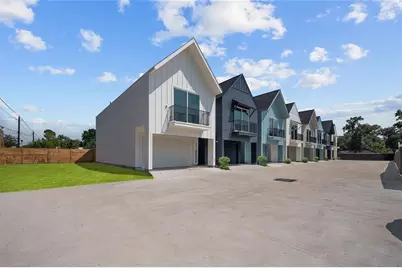 4604 Crown Grove Lane, Houston, TX 77018 - Photo 2