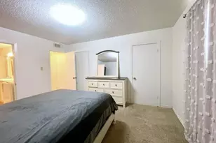 1901 S Voss Rd, Houston, TX 77057 - Photo 16