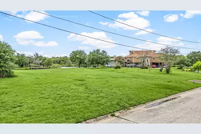 222 Rue Orleans Street, Baytown, TX 77520 - Photo 6