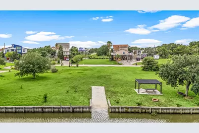 222 Rue Orleans Street, Baytown, TX 77520 - Photo 4