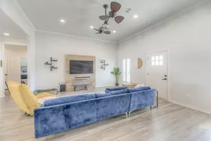 276 Resort Dr, Livingston, TX 77351 - Photo 6