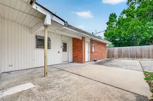 5422 Hummingbird St, Houston, TX 77096 - Photo 42
