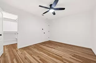 5422 Hummingbird St, Houston, TX 77096 - Photo 34