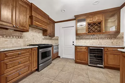 5422 Hummingbird Street, Houston, TX 77096 - Photo 10