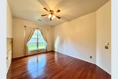 42 Tranquil Glade Place, The Woodlands, TX 77381 - Photo 8