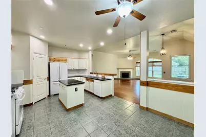 42 Tranquil Glade Place, The Woodlands, TX 77381 - Photo 16