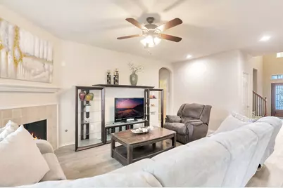 10 W Lasting Spring, The Woodlands, TX 77389 - Photo 14