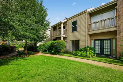 2100 Tanglewilde Street #378, Houston, TX 77063 - Photo 2