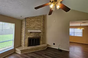 7407 Frostview Ln, Houston, TX 77489 - Photo 8