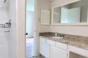 6319 Ladera Dr, Houston, TX 77083 - Photo 18
