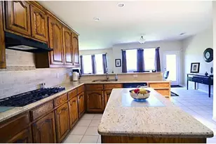 10225 Red Bluff Ln, Fort Worth, TX 76177 - Photo 4