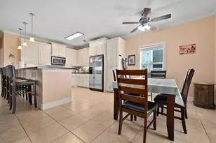 970 Bolivar Dunes Blvd, Gilchrist, TX 77617 - Photo 6