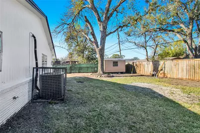 623 Gilpin Street, Houston, TX 77034 - Photo 18