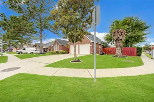 6543 Horsepen Bayou Dr, Houston, TX 77084 - Photo 4