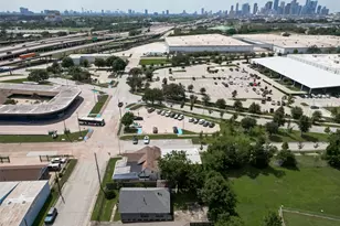 1305 Munger St, Houston, TX 77023 - Photo 30