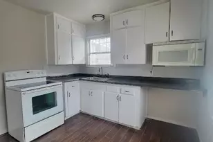 5318 Chennault Rd, Houston, TX 77033 - Photo 8
