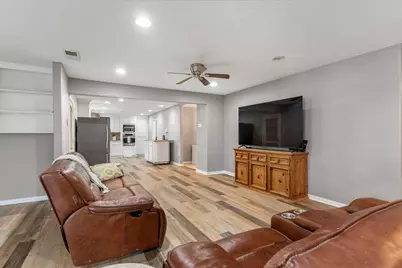 24511 Sunny Glen Dr Drive, Houston, TX 77336 - Photo 18