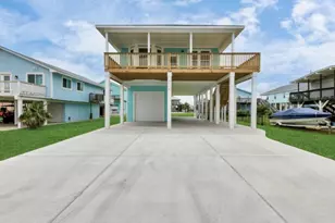 22814 Camino St, Galveston, TX 77554 - Photo 4