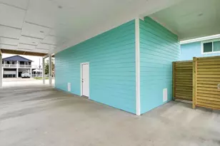 22814 Camino St, Galveston, TX 77554 - Photo 36