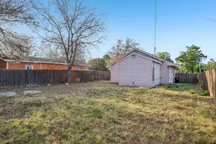 1315 E Arlington Ave, Fort Worth, TX 76104 - Photo 32