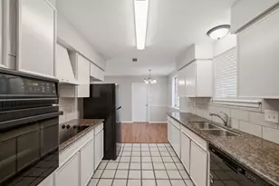 1927 Westlake Rd, Houston, TX 77062 - Photo 4