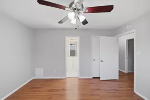 1927 Westlake Rd, Houston, TX 77062 - Photo 18