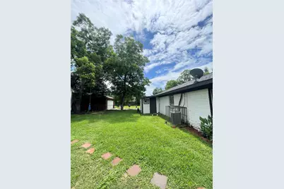 4118 Ebbtide Drive, Houston, TX 77045 - Photo 16