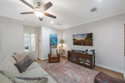 2026 Elmen Street, Houston, TX 77019 - Photo 24
