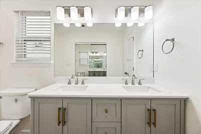 903 E 37th Street, Houston, TX 77022 - Photo 12