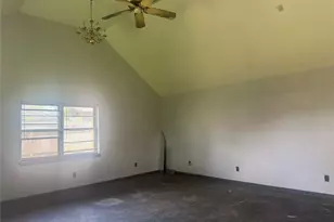 9911 Bayou Woods Dr, Baytown, TX 77521 - Photo 14