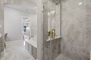 123 N Winter Sunrise Cir, The Woodlands, TX 77375 - Photo 24