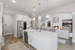 123 N Winter Sunrise Cir, The Woodlands, TX 77375 - Photo 18