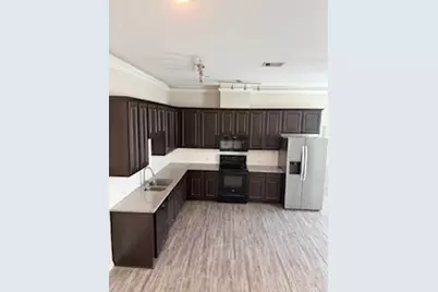 7479 Thunder Street, Pearland, TX 77584 - Photo 2