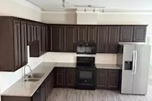 7479 Thunder St, Pearland, TX 77584 - Photo 2