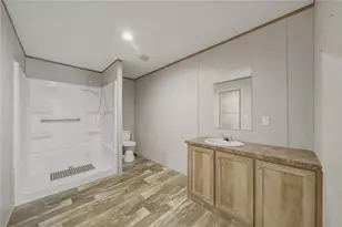 21613 County Rd 37492, Cleveland, TX 77327 - Photo 20