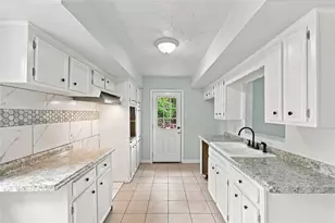 508 Alison St, Conroe, TX 77303 - Photo 4