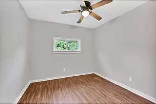 601 Booker T Washington, Conroe, TX 77301 - Photo 4