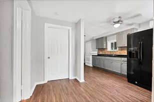 601 Booker T Washington, Conroe, TX 77301 - Photo 6